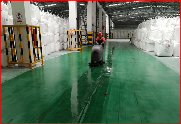 化肥廠車間環氧地面使用洗地機注意事項